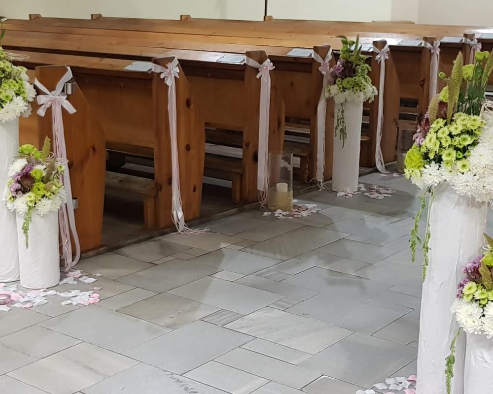 38085547 1988711097859580 3491969691964932096 N