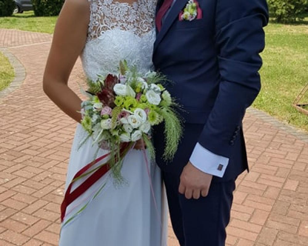 38135264 611648715883350 2684785091816718336 N