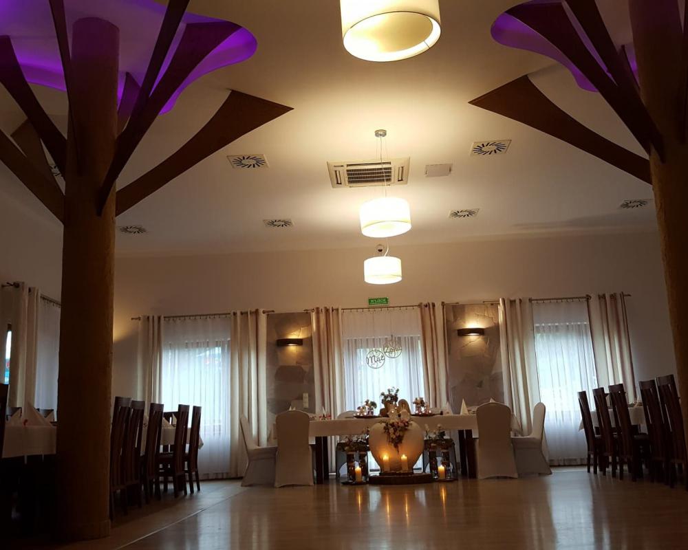 43154605 275423786634390 2502093602704850944 N