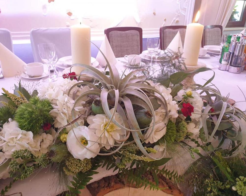 69917977 847528288962057 2691571247518580736 N